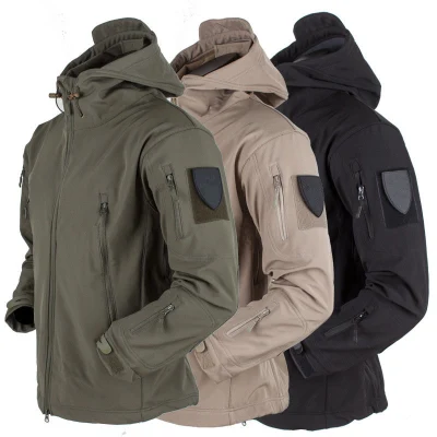 Giacca softshell con cappuccio tattica per esterni in pile da uomo di nuova moda OEM